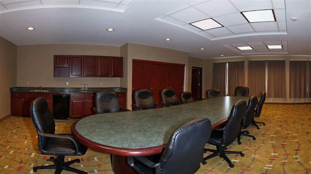 Holiday Inn Express Hotel & Suites Albany By Ihg Esterno foto