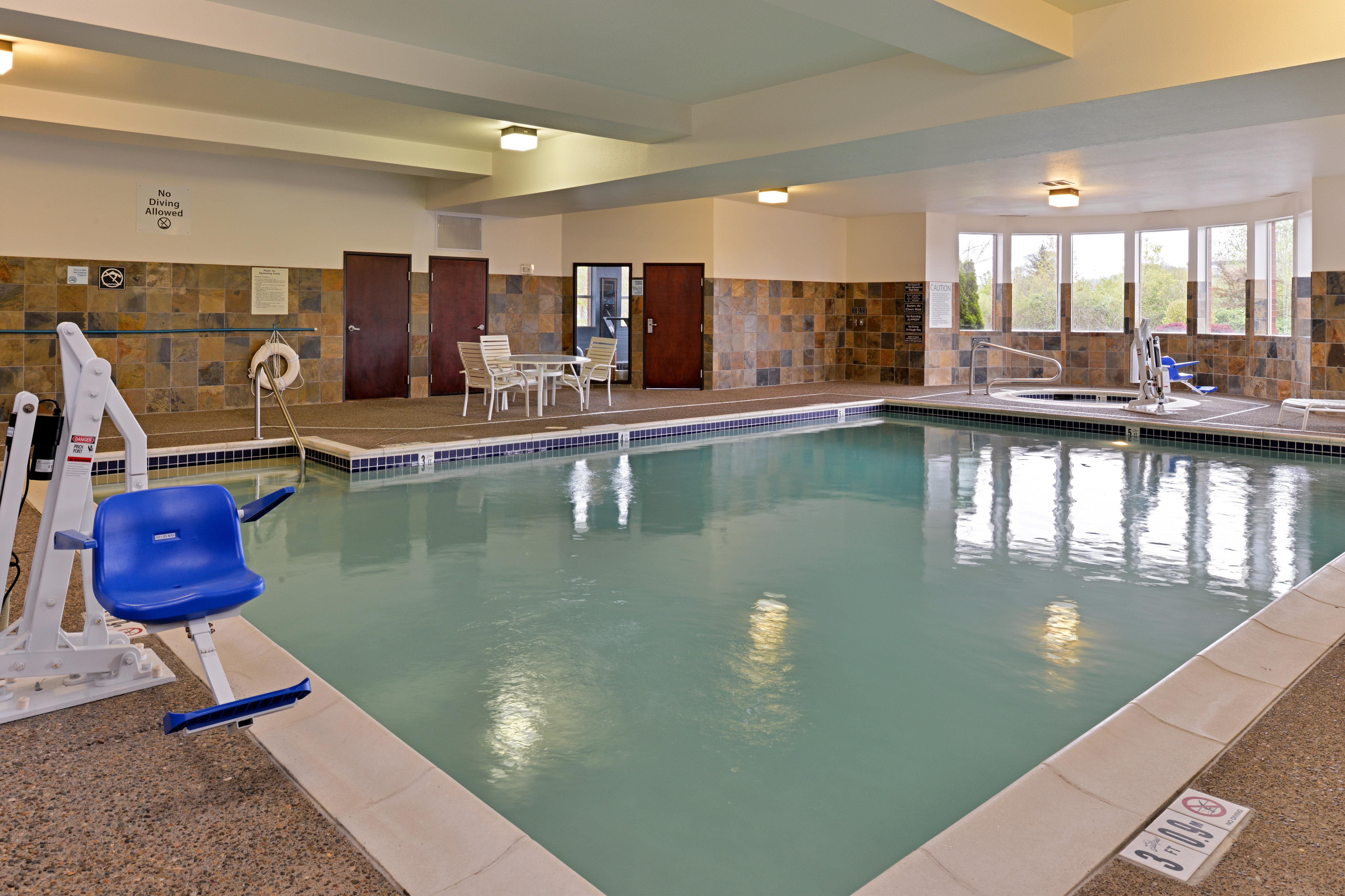 Holiday Inn Express Hotel & Suites Albany By Ihg Esterno foto