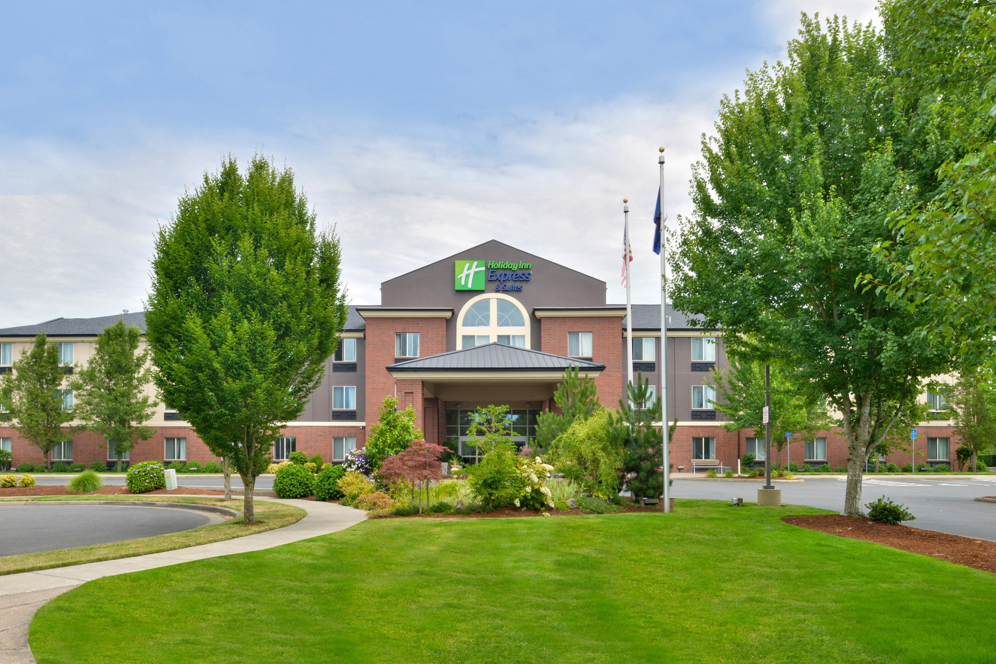 Holiday Inn Express Hotel & Suites Albany By Ihg Esterno foto
