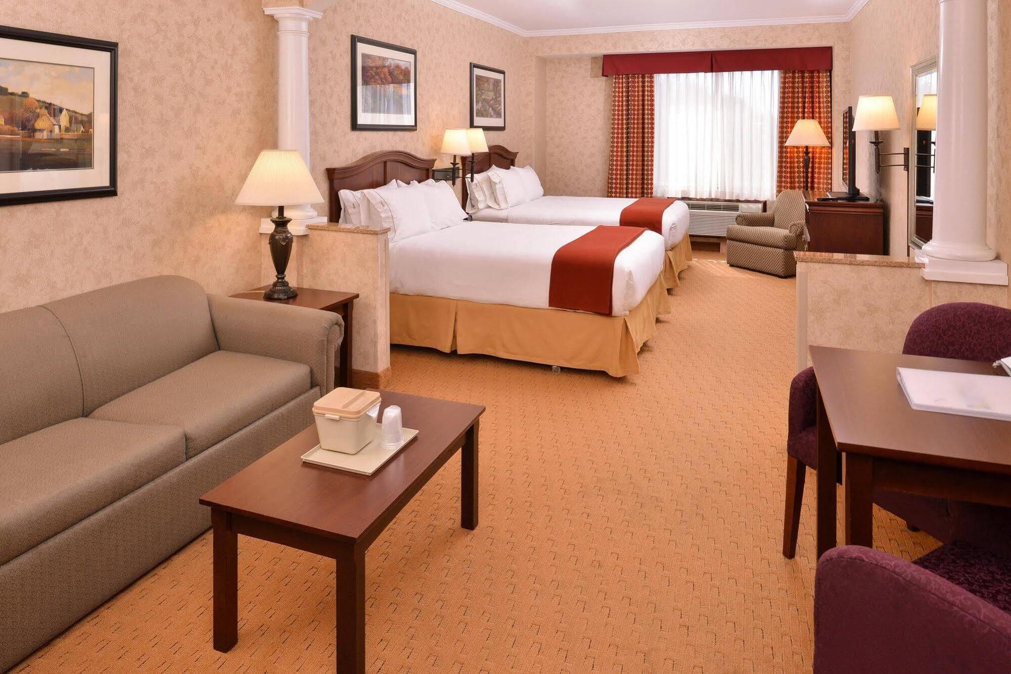 Holiday Inn Express Hotel & Suites Albany By Ihg Esterno foto