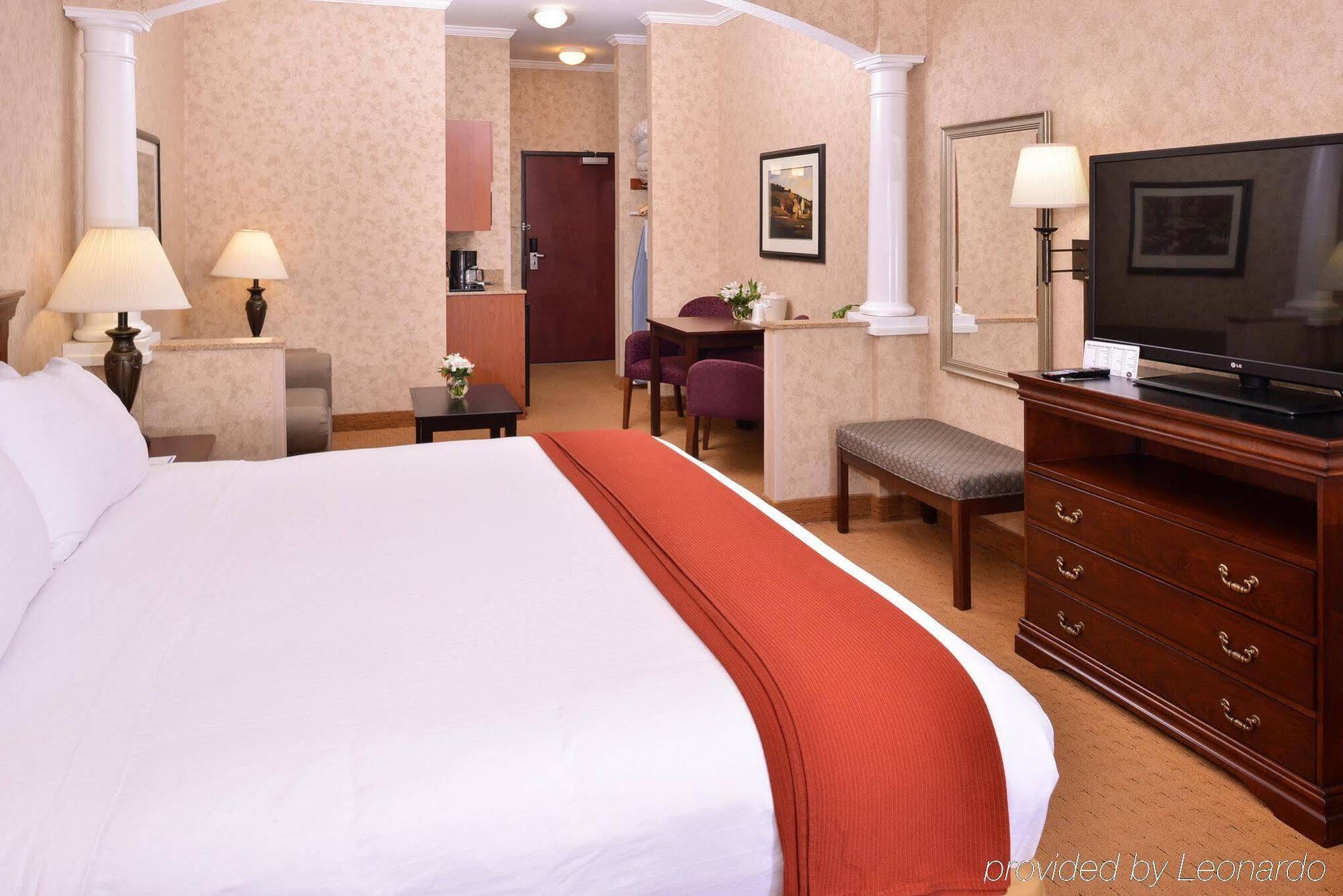 Holiday Inn Express Hotel & Suites Albany By Ihg Esterno foto